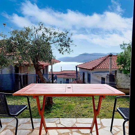 פירגדיקיה Dora'S House Comfortable Apartment With A Yard And View מראה חיצוני תמונה